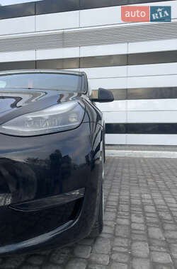 Позашляховик / Кросовер Tesla Model Y 2022 в 