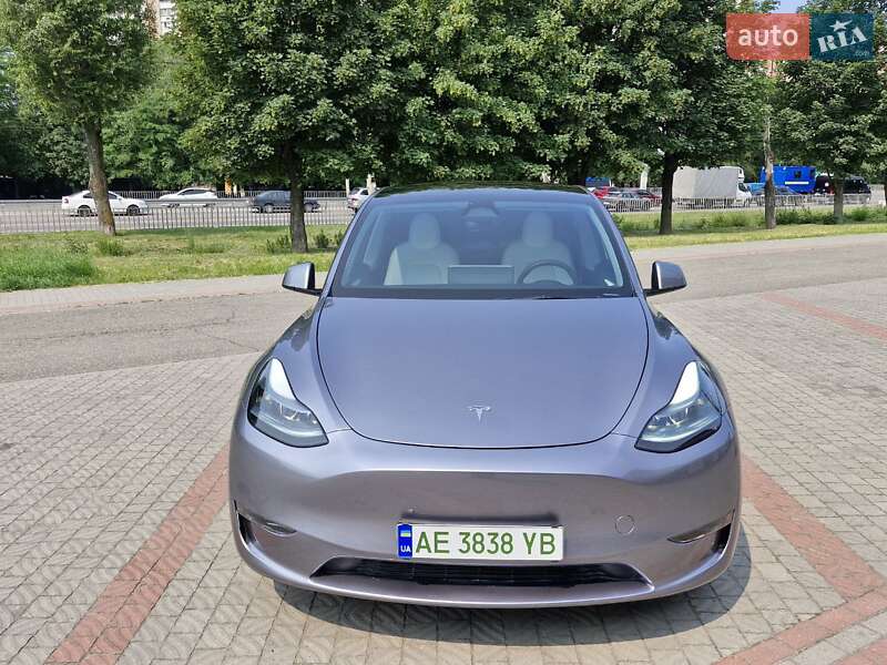 Позашляховик / Кросовер Tesla Model Y 2024 в Дніпрі фото 2 Позашляховик / Кросовер Tesla Model Y 2024 в Дніпрі