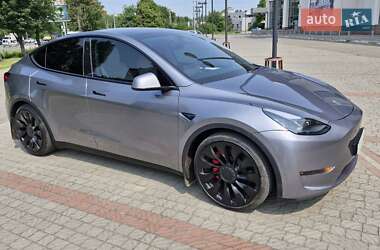 Внедорожник / Кроссовер Tesla Model Y 2024 в 