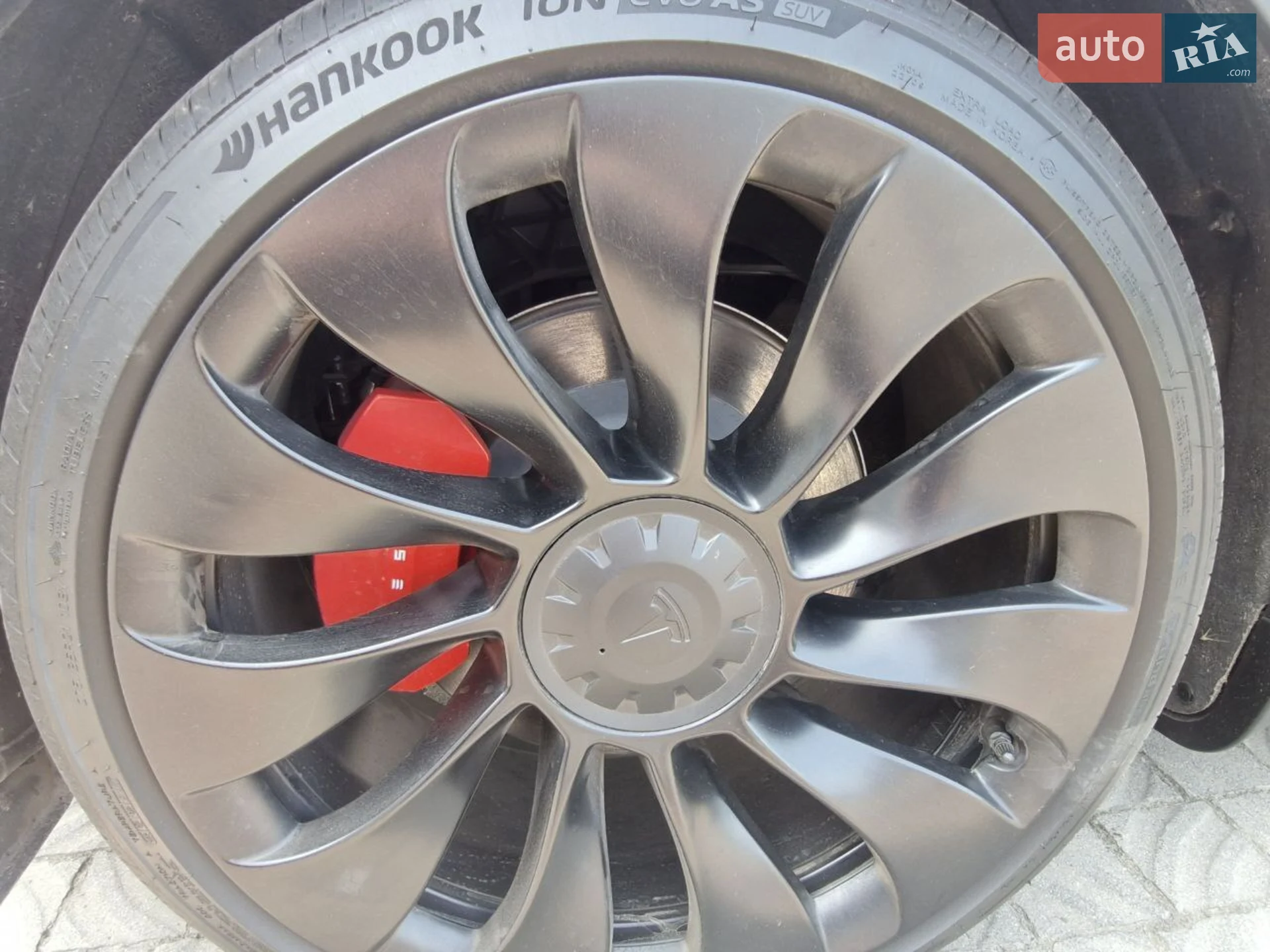 2024 Tesla Model Y - мініатюра 25