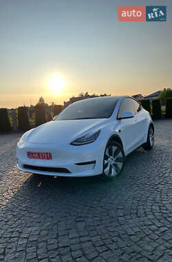 Tesla Model Y 2021 Tesla Model Y 2021