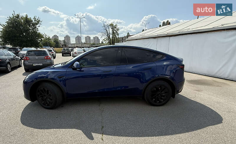 Внедорожник / Кроссовер Tesla Model Y 2023 в Киеве