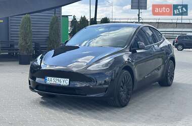 Tesla Model Y 2024 Tesla Model Y 2024