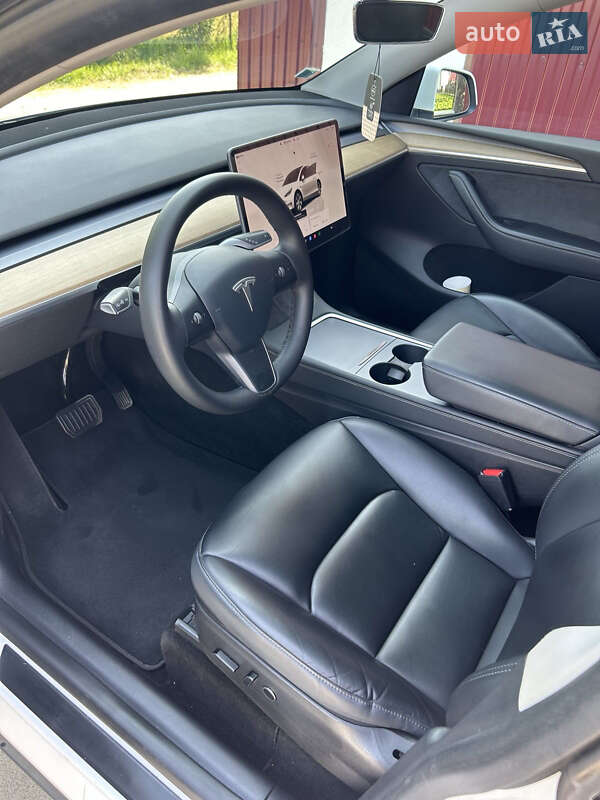 Внедорожник / Кроссовер Tesla Model Y 2022 в Нижней Апше