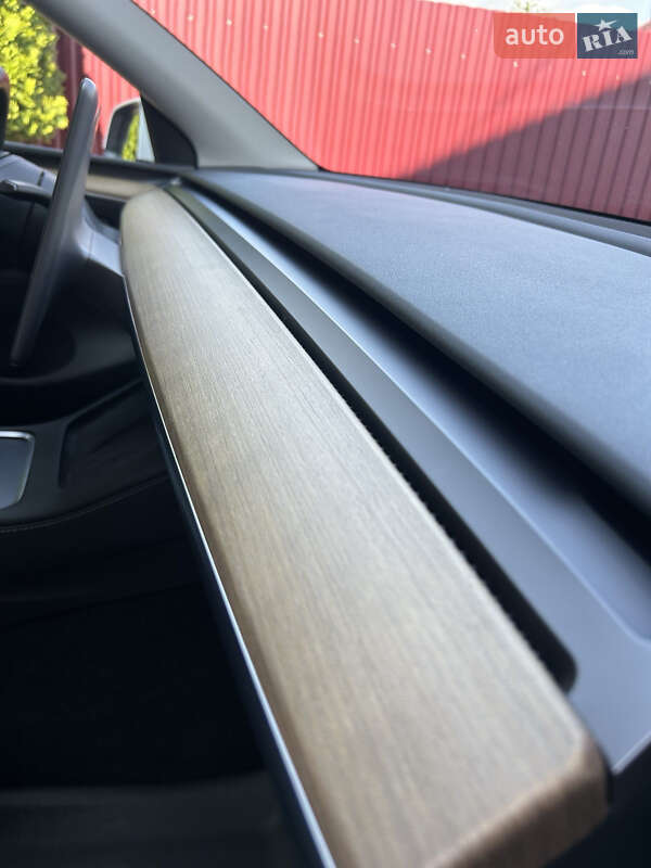 Внедорожник / Кроссовер Tesla Model Y 2022 в Нижней Апше фото 13 Внедорожник / Кроссовер Tesla Model Y 2022 в Нижней Апше