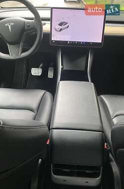 Внедорожник / Кроссовер Tesla Model Y 2020 в 