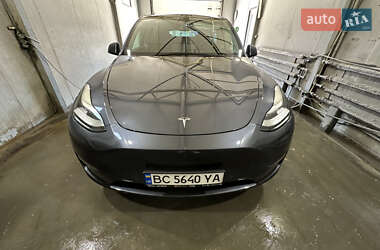 Tesla Model Y 2021 Tesla Model Y 2021