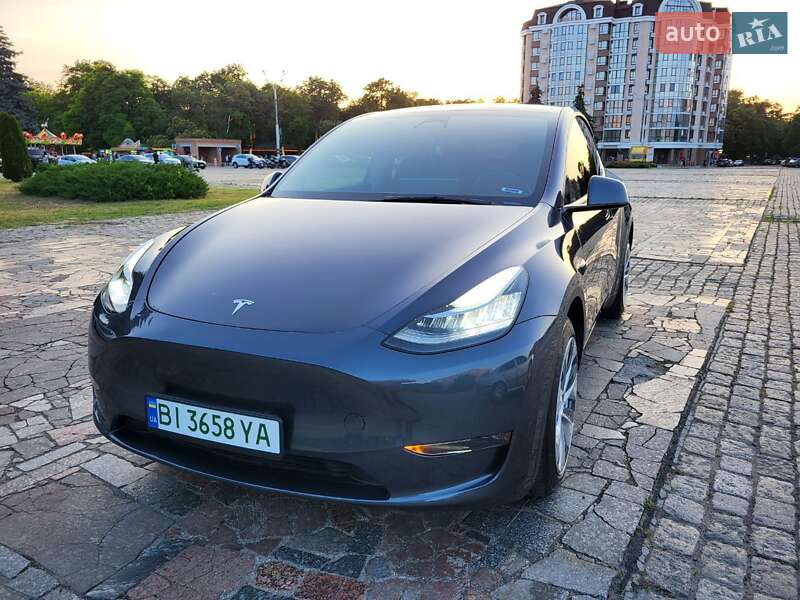 Внедорожник / Кроссовер Tesla Model Y 2023 в 