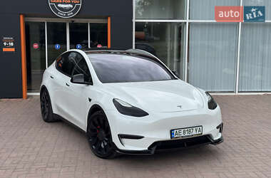 Tesla Model Y 2020