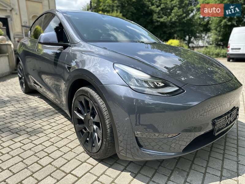 Внедорожник / Кроссовер Tesla Model Y 2023 в 