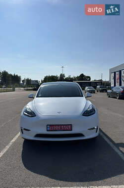 Внедорожник / Кроссовер Tesla Model Y 2024 в 
