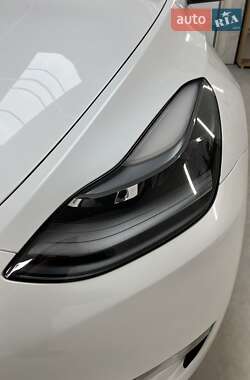 Внедорожник / Кроссовер Tesla Model Y 2024 в 