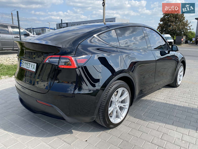 Внедорожник / Кроссовер Tesla Model Y 2021 в Тернополе