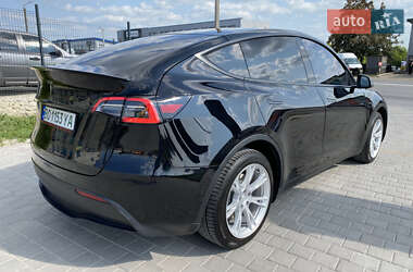 Внедорожник / Кроссовер Tesla Model Y 2021 в 