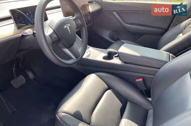 Внедорожник / Кроссовер Tesla Model Y 2021 в 