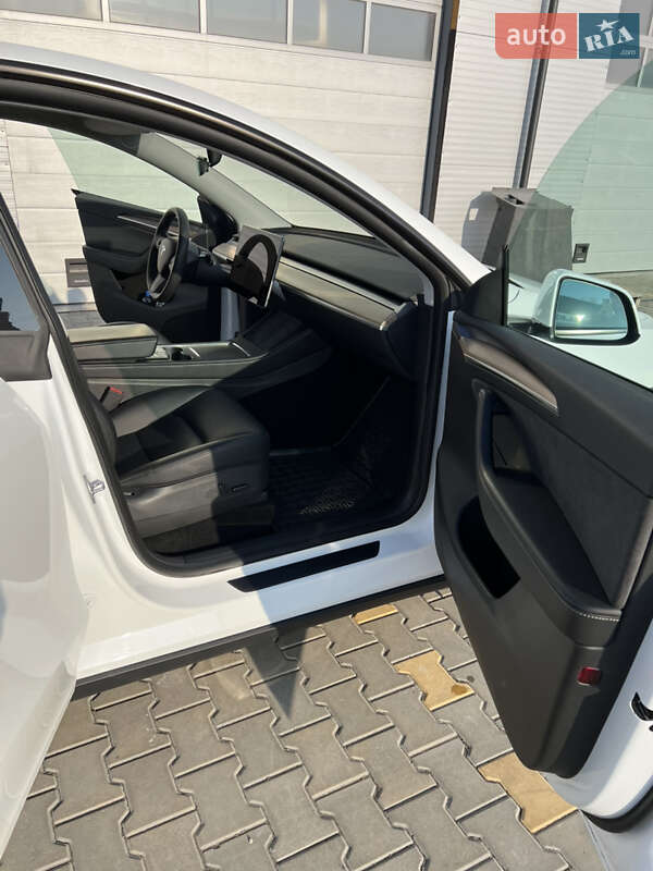 Внедорожник / Кроссовер Tesla Model Y 2022 в Одессе
