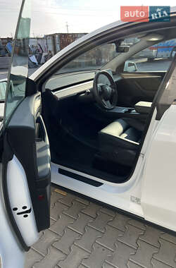 Внедорожник / Кроссовер Tesla Model Y 2022 в 