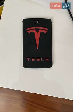 Внедорожник / Кроссовер Tesla Model Y 2020 в 