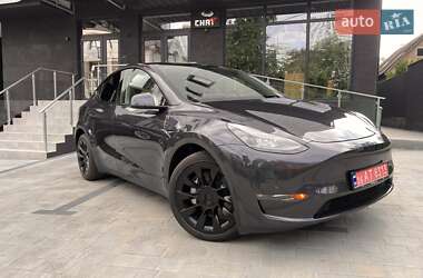 Внедорожник / Кроссовер Tesla Model Y 2024 в 