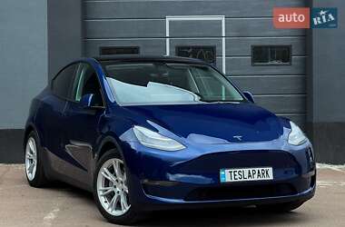 Внедорожник / Кроссовер Tesla Model Y 2021 в 