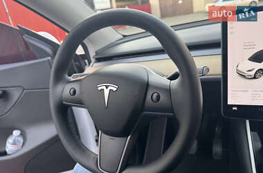 Внедорожник / Кроссовер Tesla Model Y 2020 в 