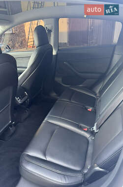Внедорожник / Кроссовер Tesla Model Y 2020 в 