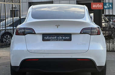 Позашляховик / Кросовер Tesla Model Y 2021 в 