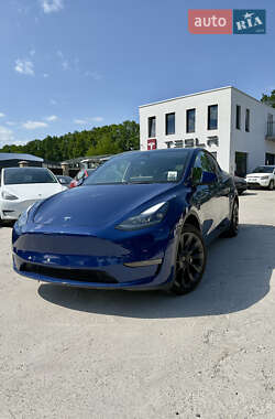 Внедорожник / Кроссовер Tesla Model Y 2024 в 