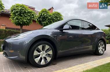 Позашляховик / Кросовер Tesla Model Y 2023 в 
