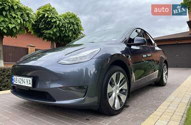 Позашляховик / Кросовер Tesla Model Y 2023 в 