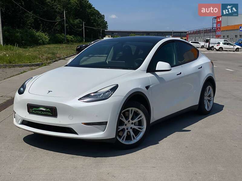 Внедорожник / Кроссовер Tesla Model Y 2021 в 