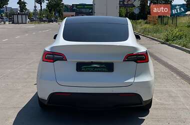 Внедорожник / Кроссовер Tesla Model Y 2021 в 
