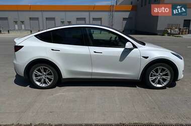 Внедорожник / Кроссовер Tesla Model Y 2021 в 
