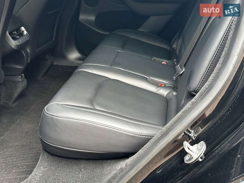 Внедорожник / Кроссовер Tesla Model Y 2024 в Киеве фото 16 Внедорожник / Кроссовер Tesla Model Y 2024 в Киеве