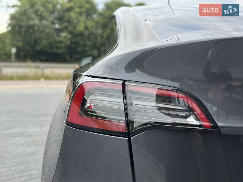Внедорожник / Кроссовер Tesla Model Y 2023 в Виннице