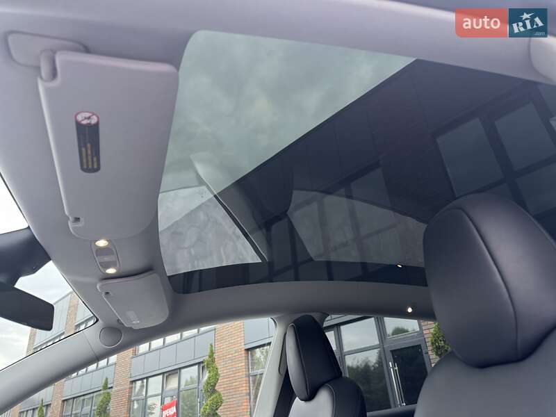 Внедорожник / Кроссовер Tesla Model Y 2023 в Виннице