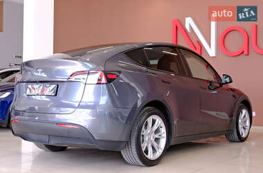 Внедорожник / Кроссовер Tesla Model Y 2021 в 