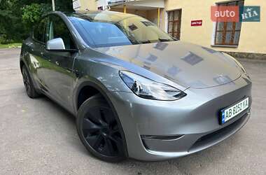 Внедорожник / Кроссовер Tesla Model Y 2024 в 
