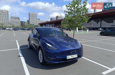 Внедорожник / Кроссовер Tesla Model Y 2023 в Киеве
