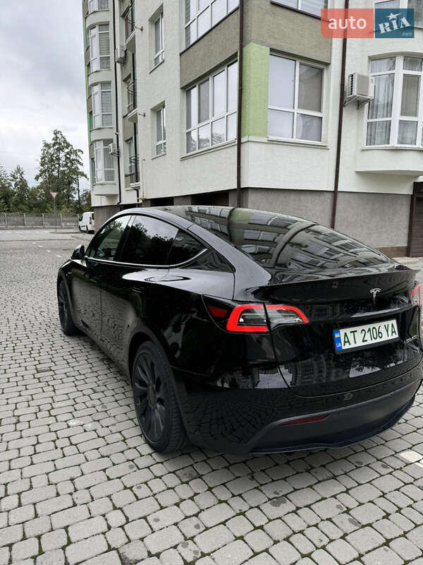 Внедорожник / Кроссовер Tesla Model Y 2022 в Ивано-Франковске