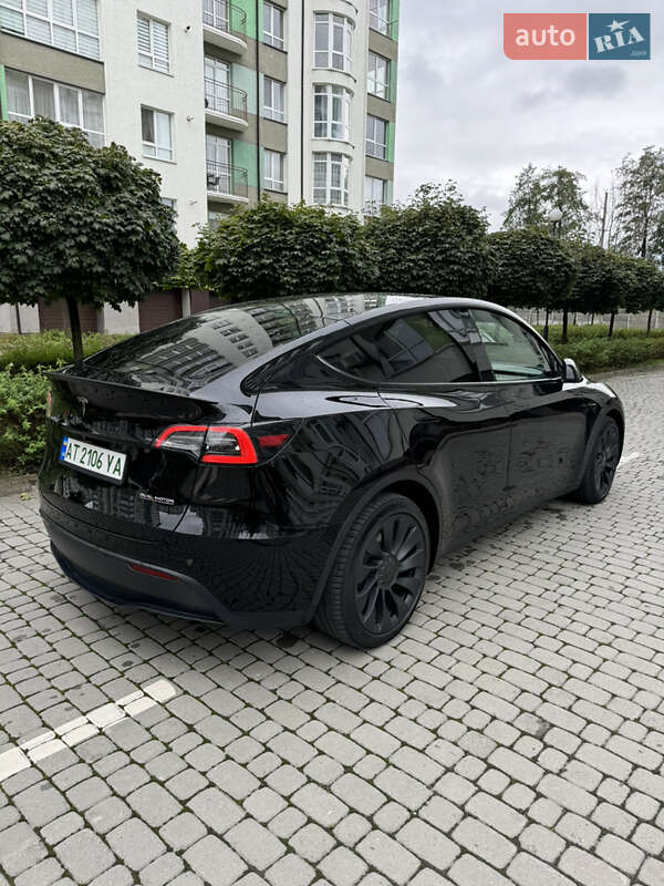 Внедорожник / Кроссовер Tesla Model Y 2022 в Ивано-Франковске