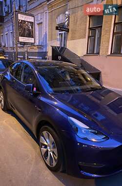 Внедорожник / Кроссовер Tesla Model Y 2021 в Киеве