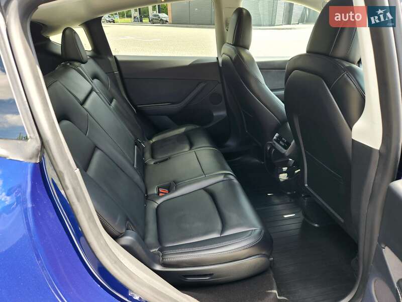 Внедорожник / Кроссовер Tesla Model Y 2022 в Львове