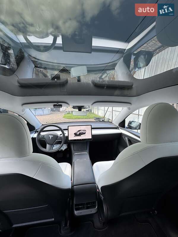 Внедорожник / Кроссовер Tesla Model Y 2023 в Киеве фото 31 Внедорожник / Кроссовер Tesla Model Y 2023 в Киеве