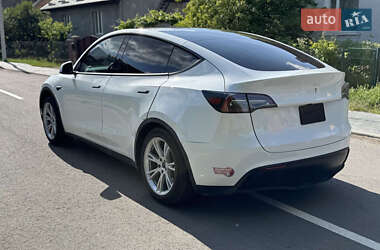 Внедорожник / Кроссовер Tesla Model Y 2024 в 