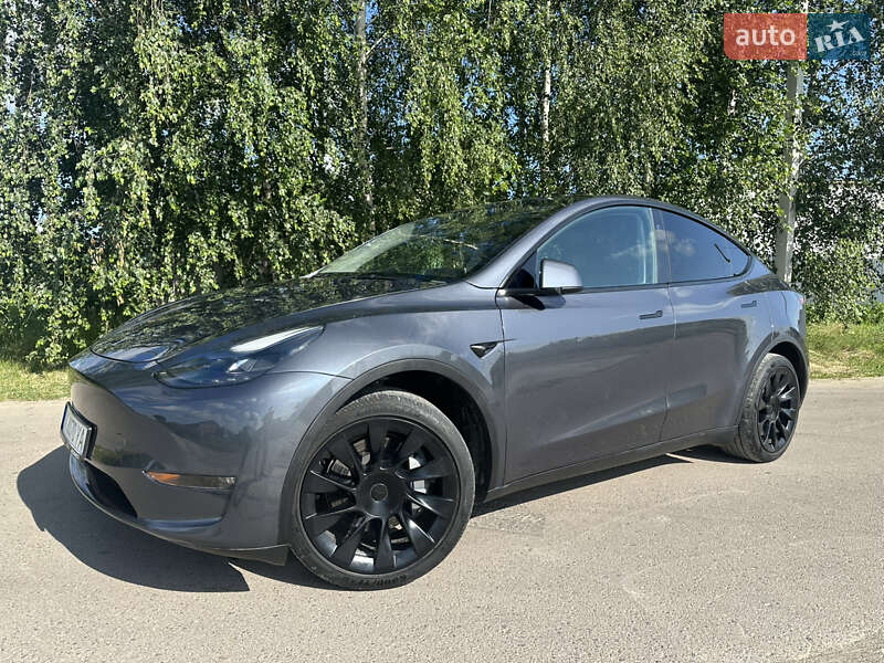 Внедорожник / Кроссовер Tesla Model Y 2023 в Ровно