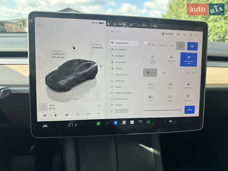 Внедорожник / Кроссовер Tesla Model Y 2023 в Ровно