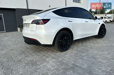 Внедорожник / Кроссовер Tesla Model Y 2023 в 