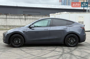 Позашляховик / Кросовер Tesla Model Y 2023 в 