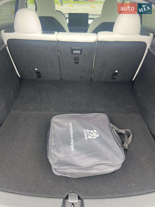 Внедорожник / Кроссовер Tesla Model Y 2023 в Львове фото 25 Внедорожник / Кроссовер Tesla Model Y 2023 в Львове